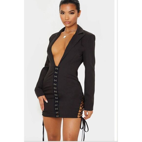 NWT Pretty Little Thing Black Hook And Eye Lace Up Detail Long Sleeve Blazer Dre - Picture 1 of 8